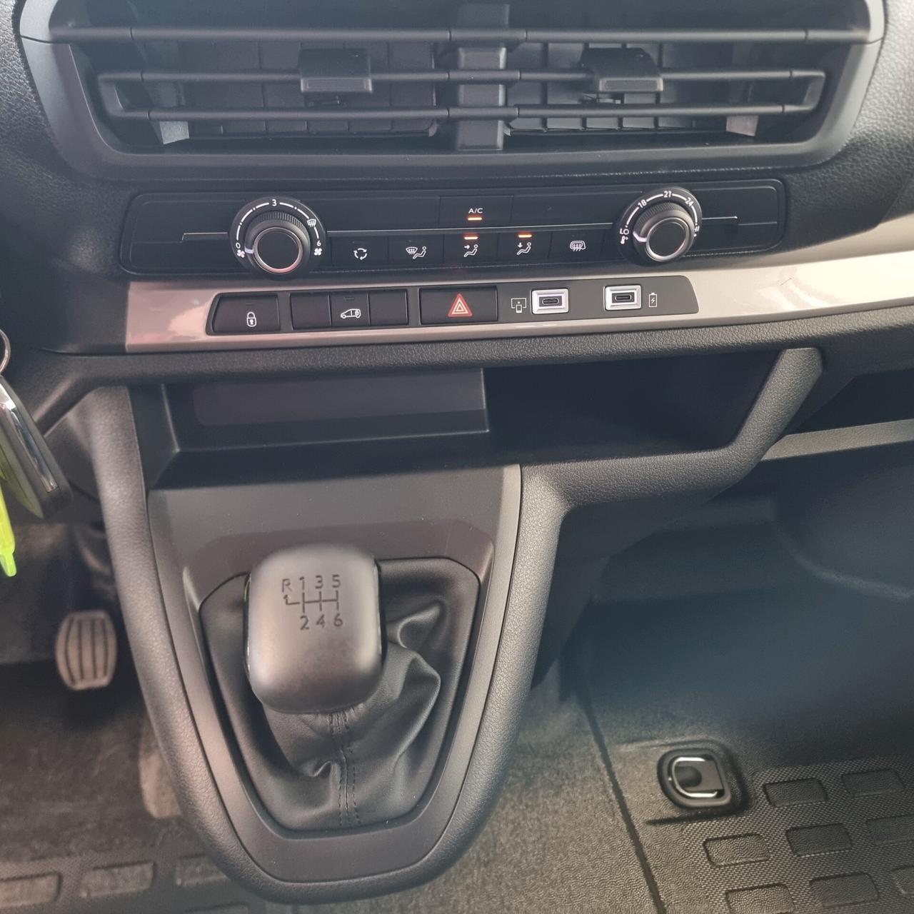 FIAT SCUDO VAN M 1.5 Diesel 120cv 3 Posti