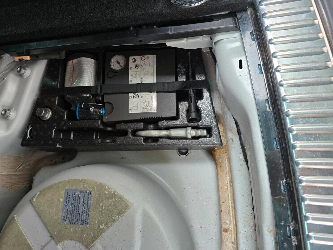 VW Touareg R.LINE 3.0TDI 204CV TETTO APRIBILE -2017