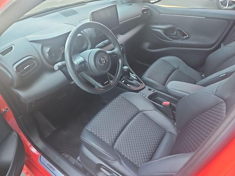 Toyota Yaris Hybrid Style MY22