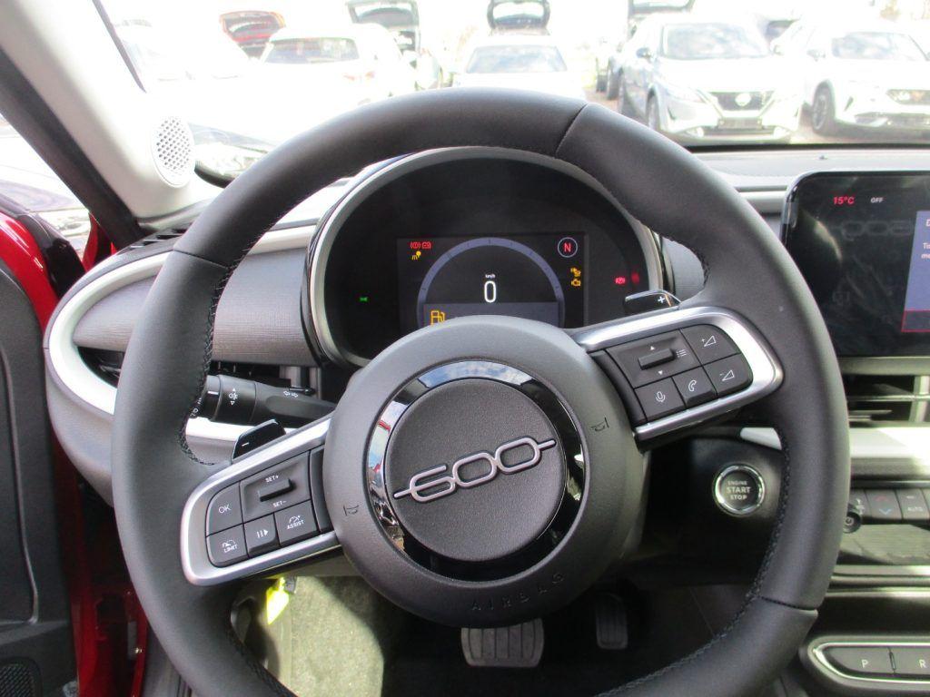 Fiat 600 Hybrid DCT MHEV Camera/Led/Sensori Park