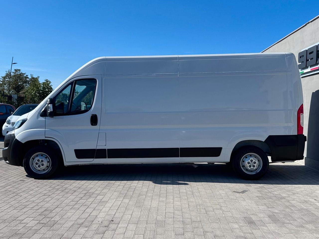 Peugeot Boxer 330 2.2 BlueHDi 140 S&S PC-TN Furgone L3 H2 PARI AL NUOVO