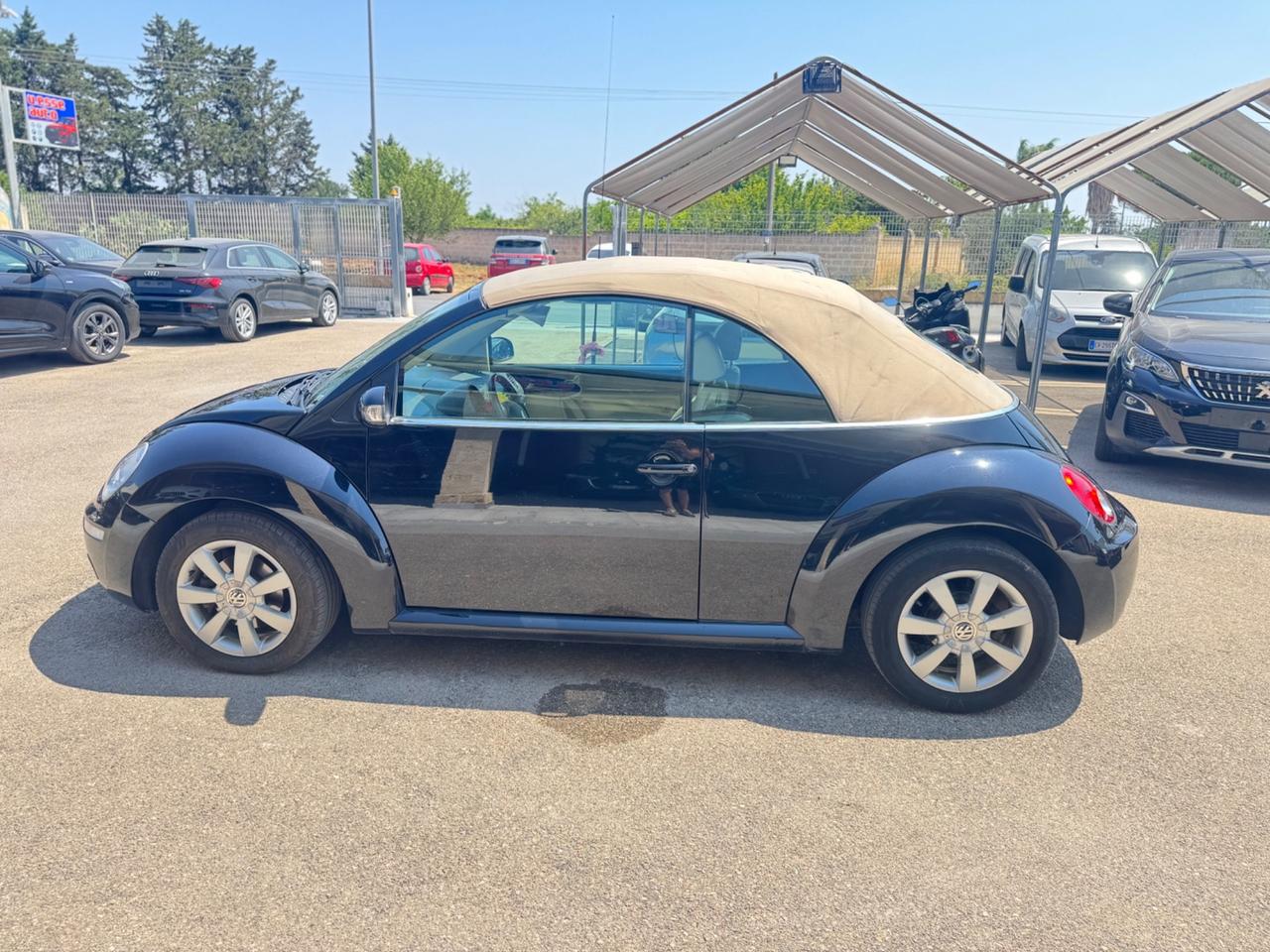 Volkswagen New Beetle 1.9 TDI 105CV Cabrio pelle beige