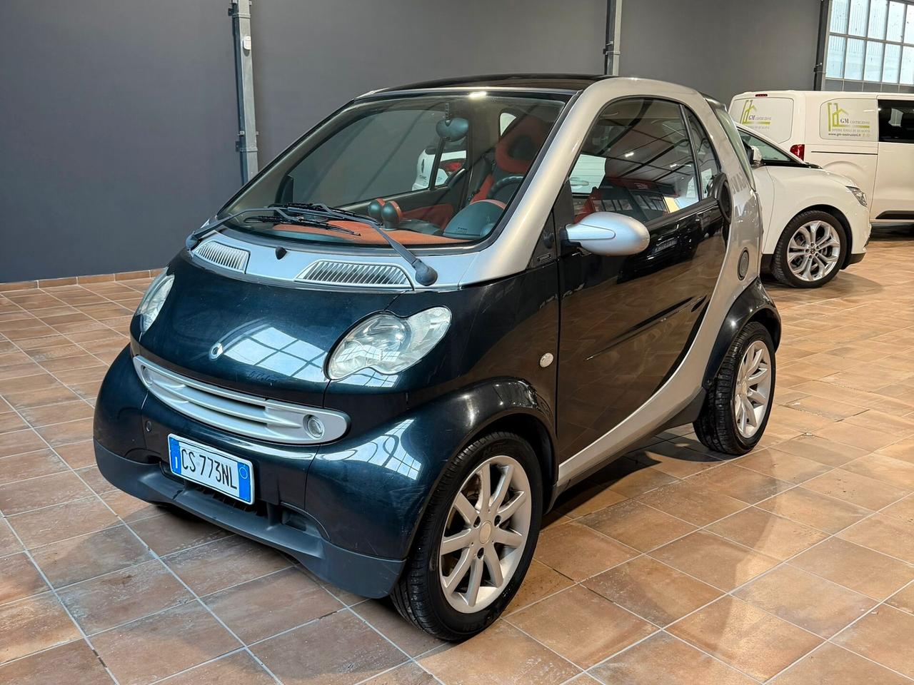 SMART FORTWO 0.7 benzina 61cv COUPE'