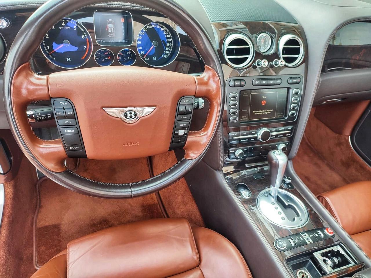 Bentley Continental GTC