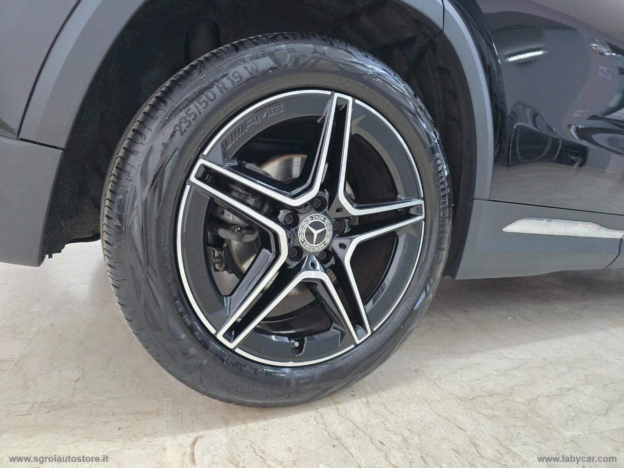 MERCEDES-BENZ GLA 200 d Automatic Premium