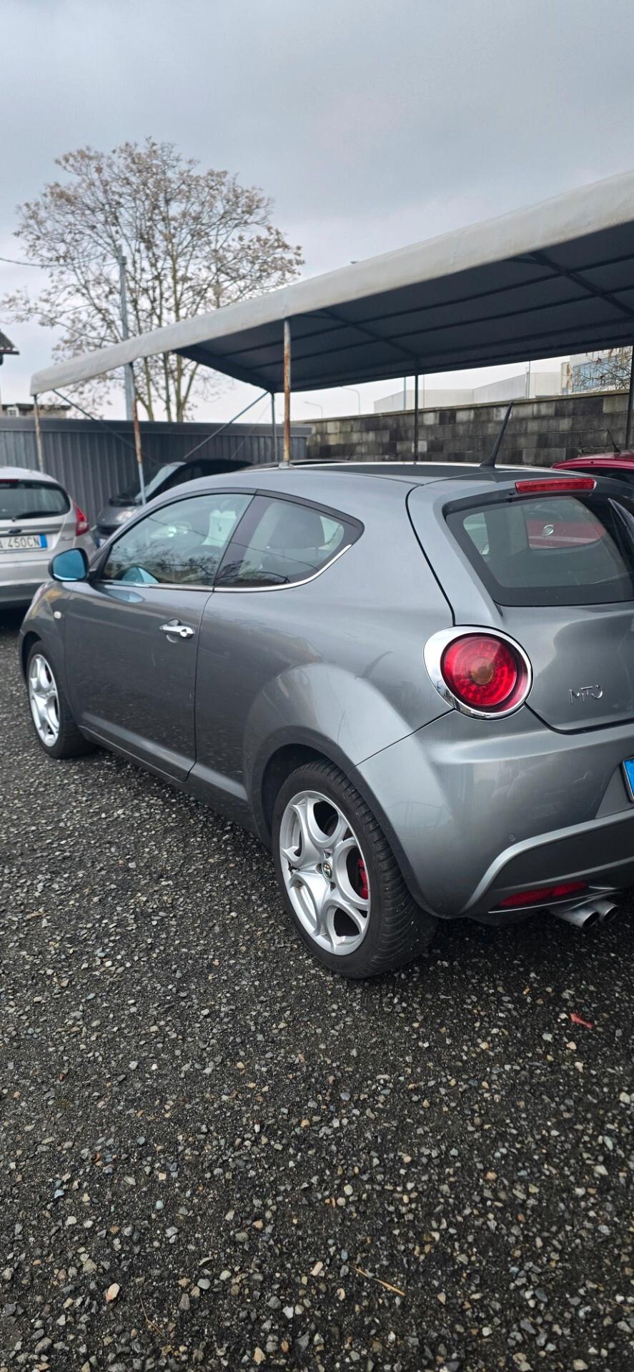 Alfa Romeo MiTo 1.4 T 155 CV Distinctive Sport Pack