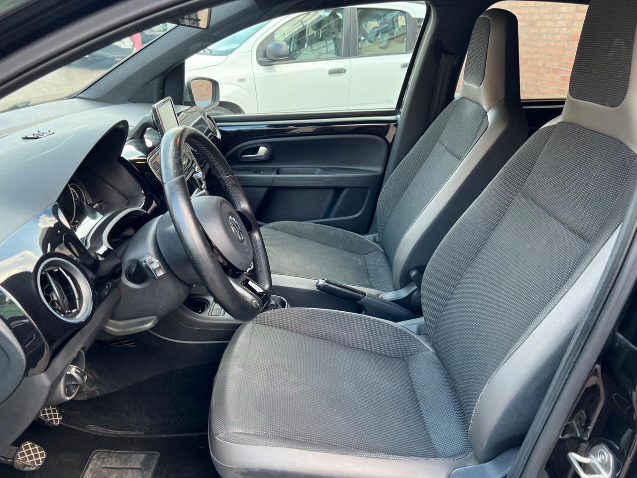 Volkswagen up 1.0 75 CV (TAGLIANDI CERTIFICATI)