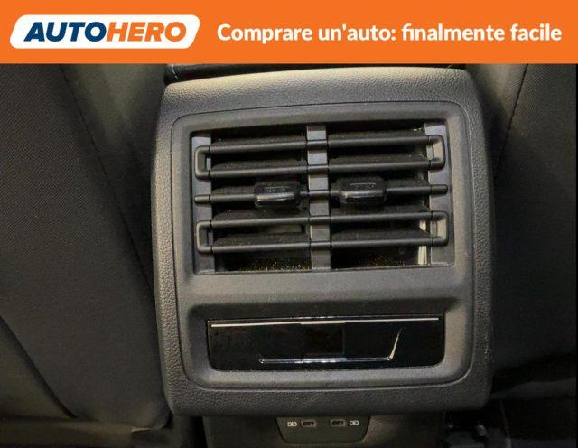 VOLKSWAGEN Golf 1.5 eTSI 130 CV EVO ACT DSG Style