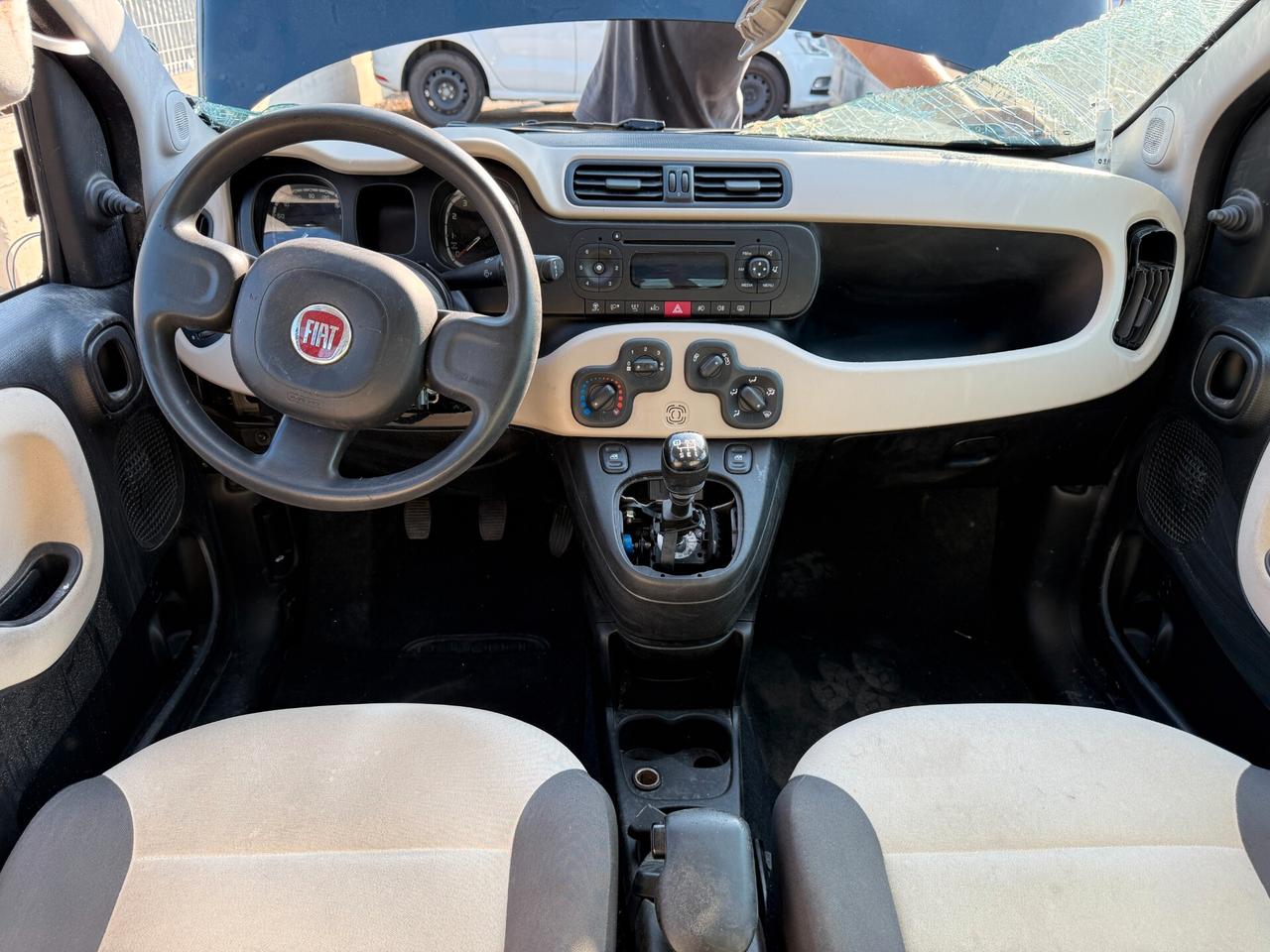 FIAT PANDA ANNO 2014 1.2 BENZ *SINISTRATA *AIRB OK
