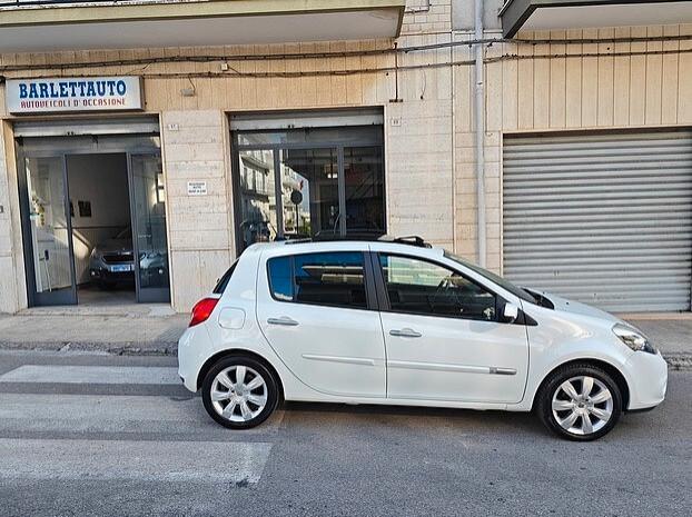 RENAULT Clio 1.5 dCi 5 porte *TETTO APRIBILE*