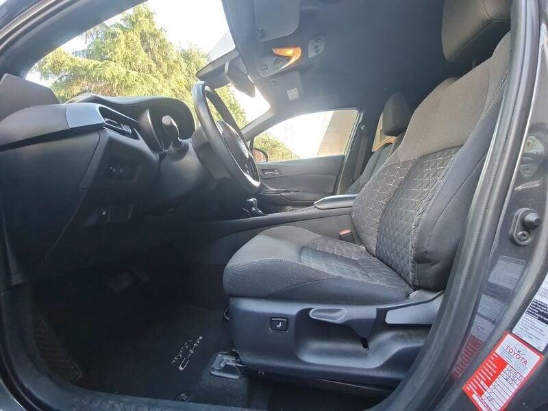 Toyota C-HR 2.0 Hybrid E-CVT Trend