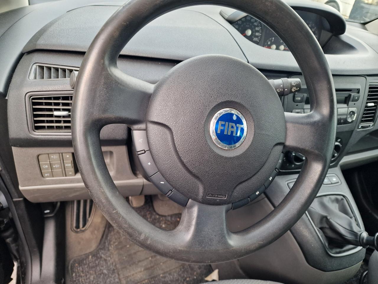 Fiat Idea 1.2 16V benzina