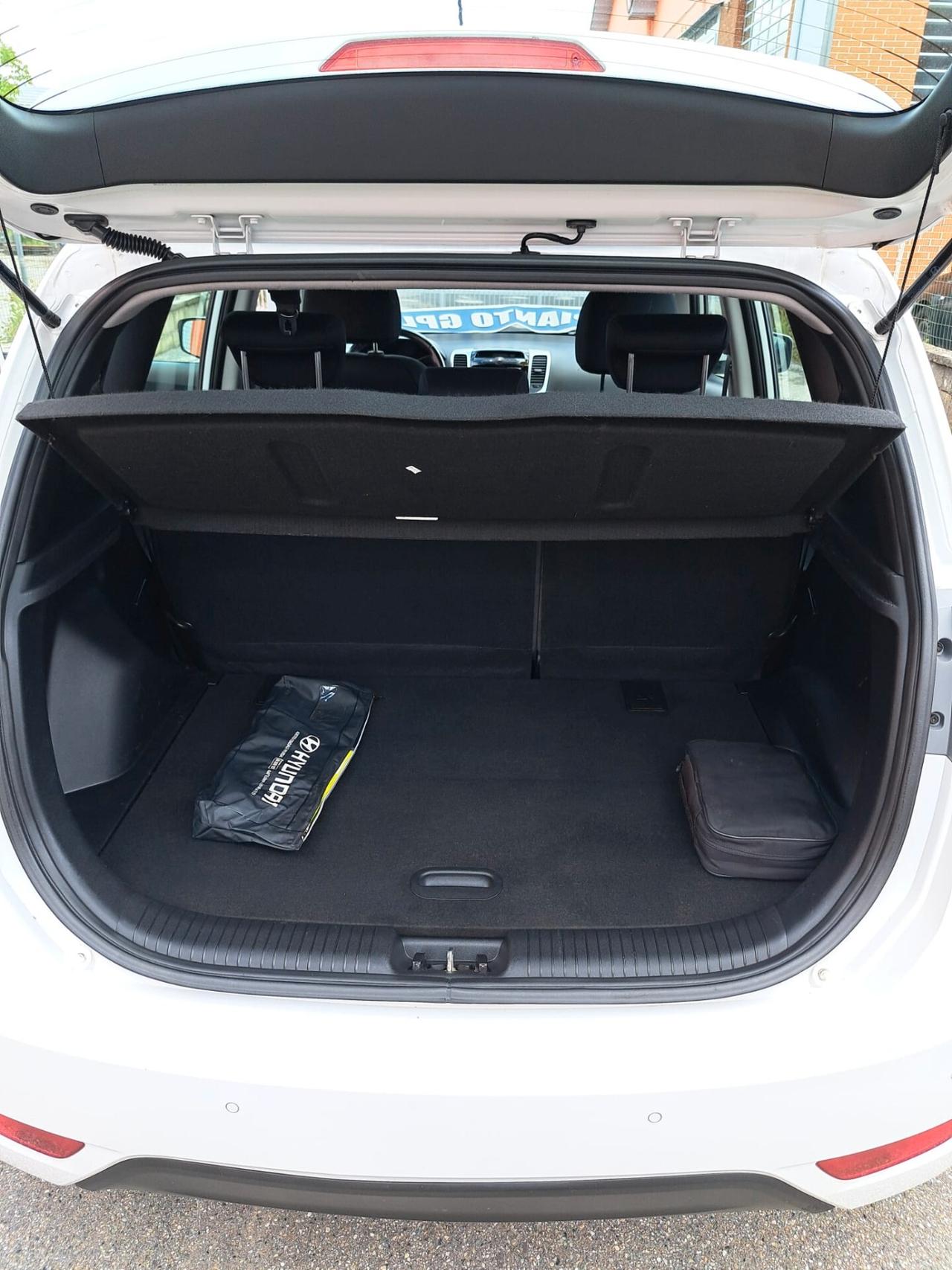 HYUNDAI IX20 1.6 MPI ECONEXT APP MODE GPL € 6900