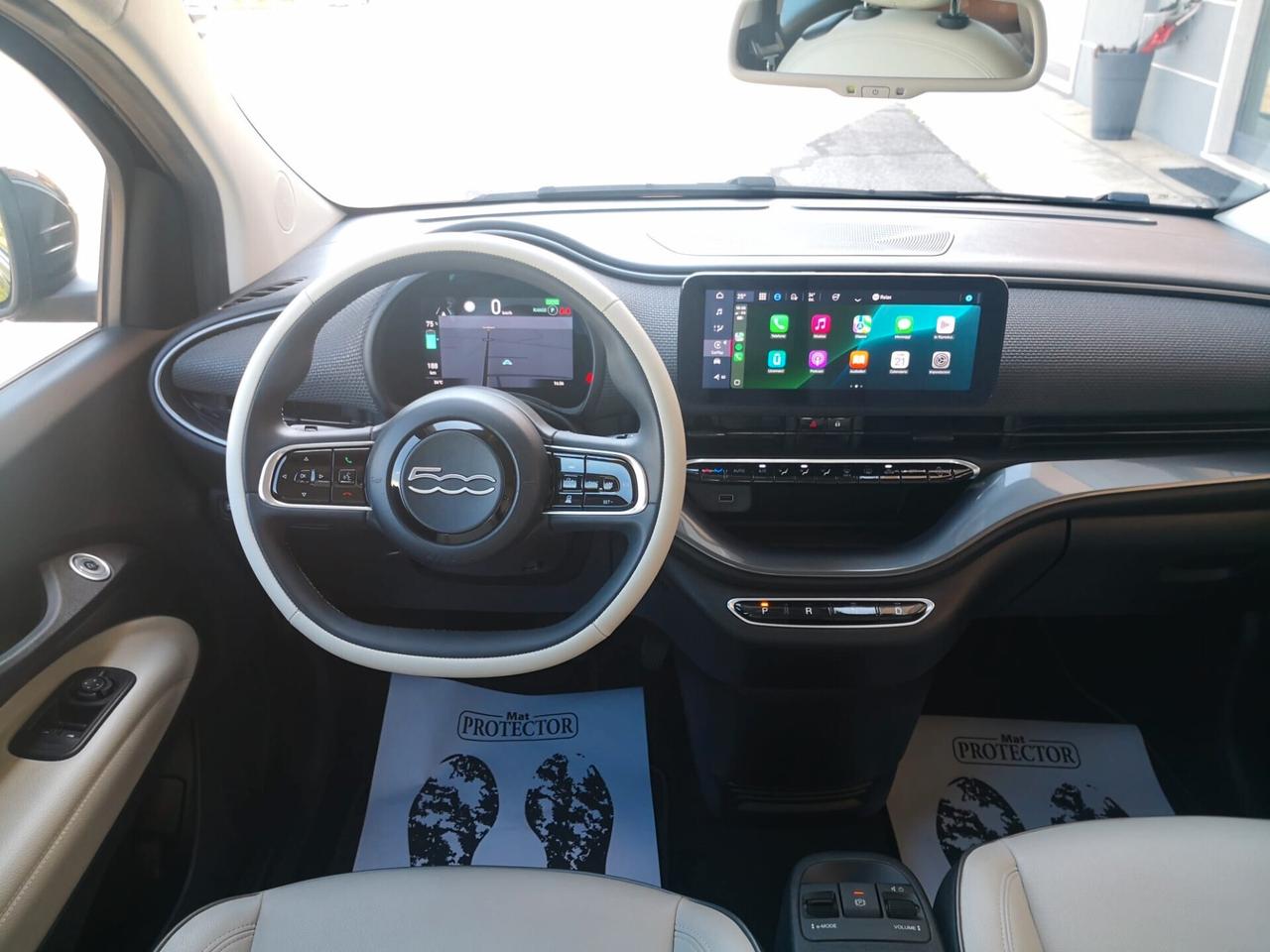 Fiat 500e La Prima ***TELECAMERA***CAR PLAY***NAVI***