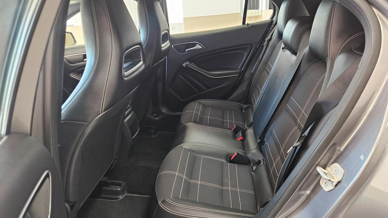 Mercedes-benz GLA 200 d Premium