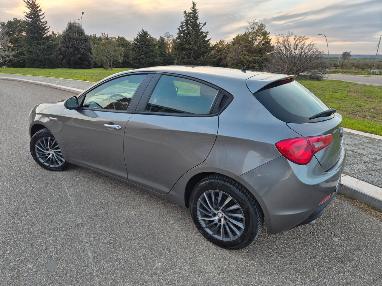 Alfa Romeo Giulietta 1.4 Turbo 120 CV GPL 2014