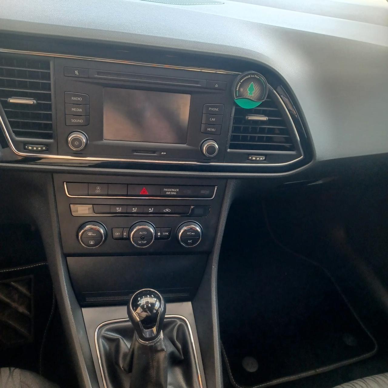 REGOLARMENTE TAGLIANDATA LEON 1.6 TDI PERFETTA