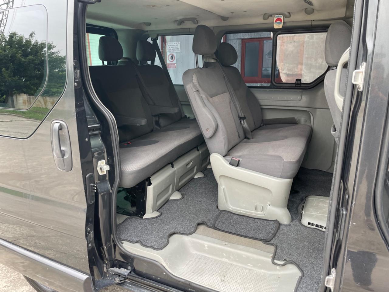 Opel Vivaro 27 2.5 CDTI PC-TN Tour Cosmo