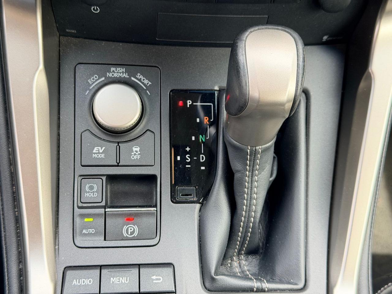 Lexus NX 300h Executive NX 300h HEV #11618