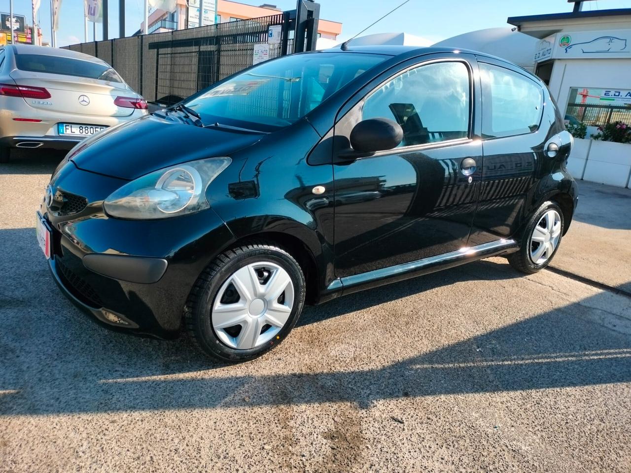 Toyota Aygo 1.0 12V VVT-i 5 porte