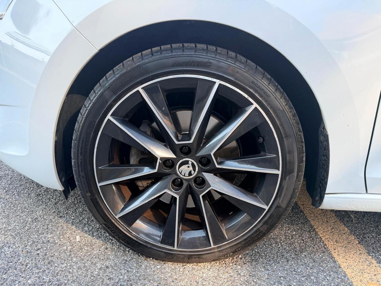 Skoda Rapid Spaceback 1.6 TDI 115 CV Design Edition