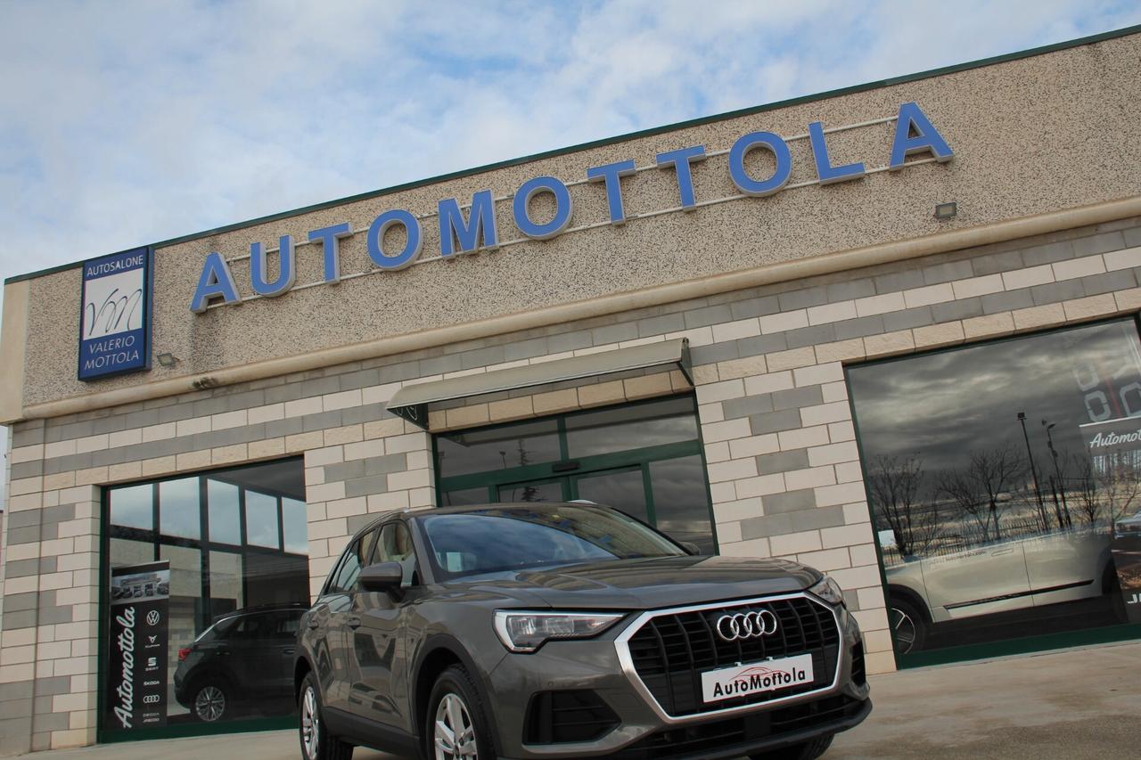 Audi Q3 SPB TDI S tronic Business (KW 110 - CV 150)