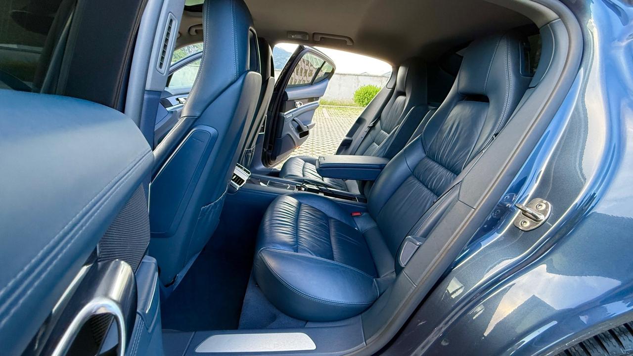 Porsche Panamera 3.6 i 300cv 4x4 Semi Nuova