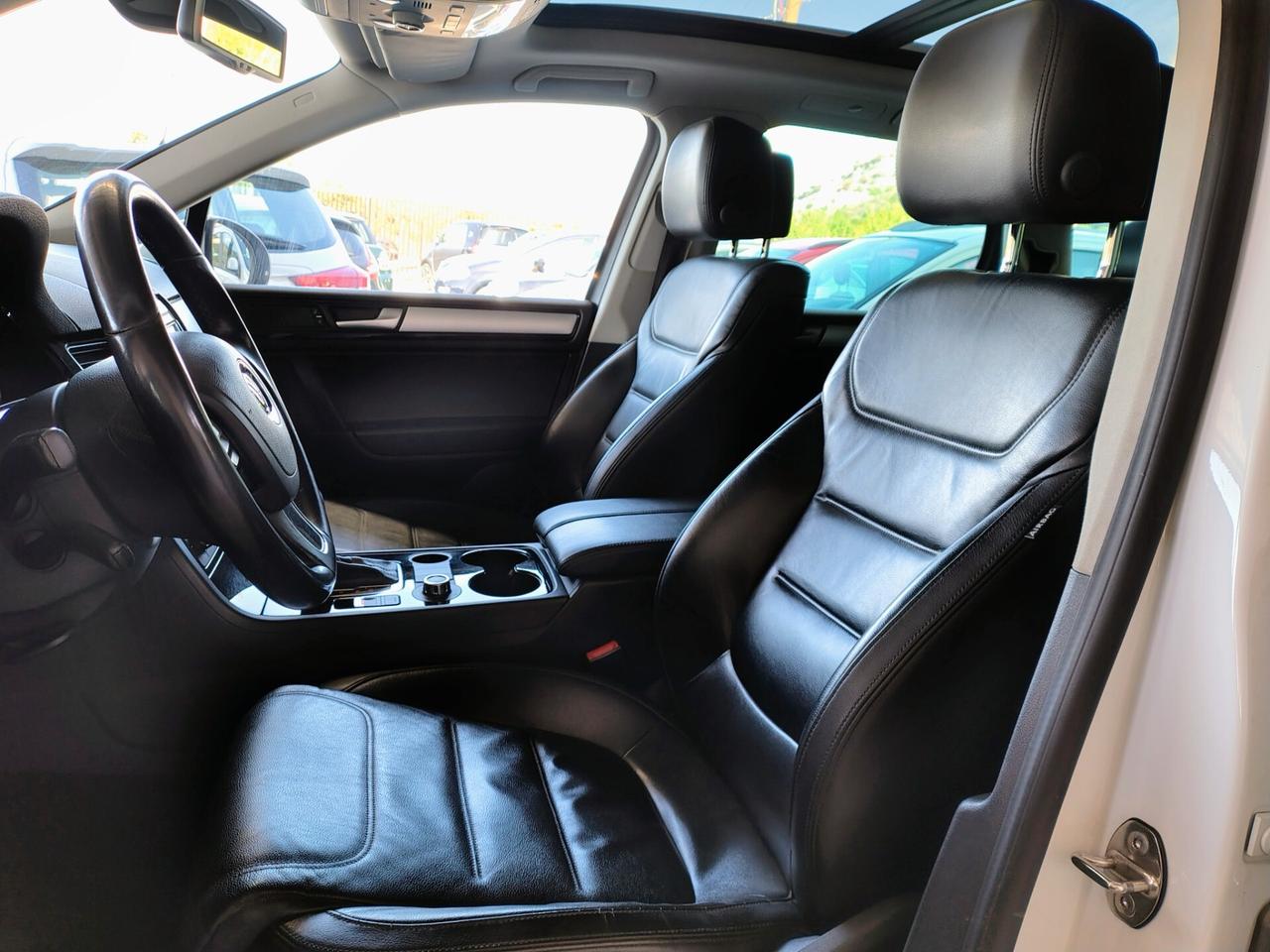 Volkswagen Touareg 3.0 TDI 245 CV tiptronic BlueMotion Techn. Executive