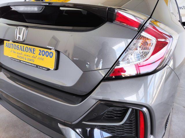 HONDA Civic 1.0T 5 porte Elegance Navi NEOPATENTATI