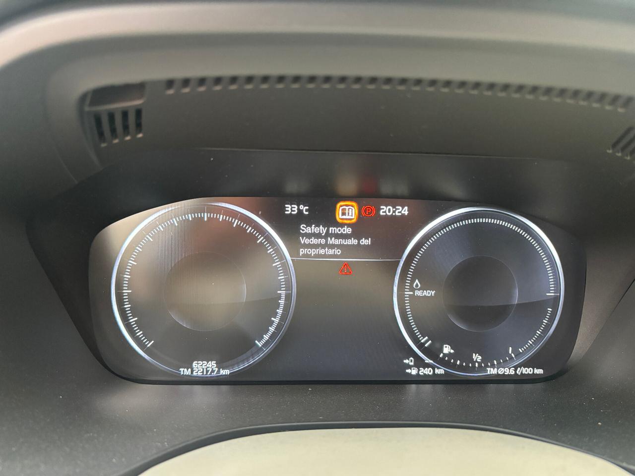Volvo XC 60 XC60 T6 Recharge Plug-in Hybrid AWD Inscription Expression