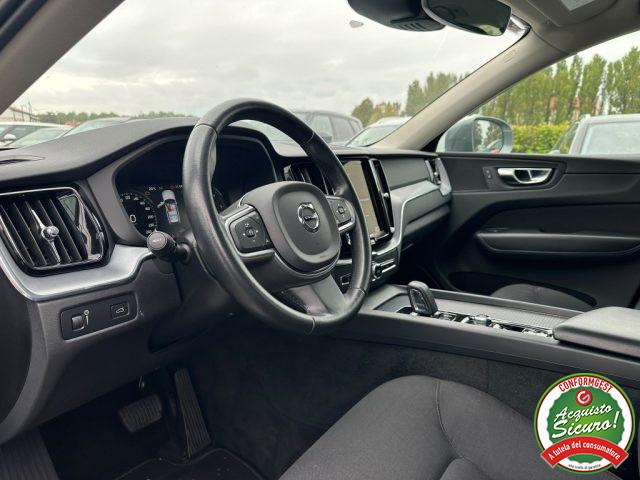 VOLVO XC60 B4 (d) AWD Geartronic Momentum