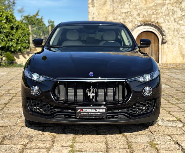 MASERATI Levante V6 Diesel 250cv AWD Granlusso (Tetto/APP/Retro)