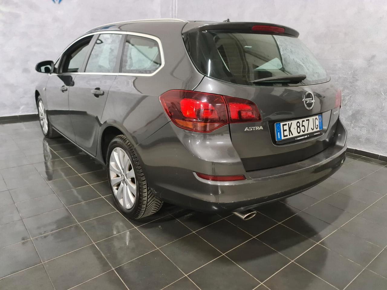 Opel Astra 1.4 Turbo 140CV Sports Tourer Cosmo