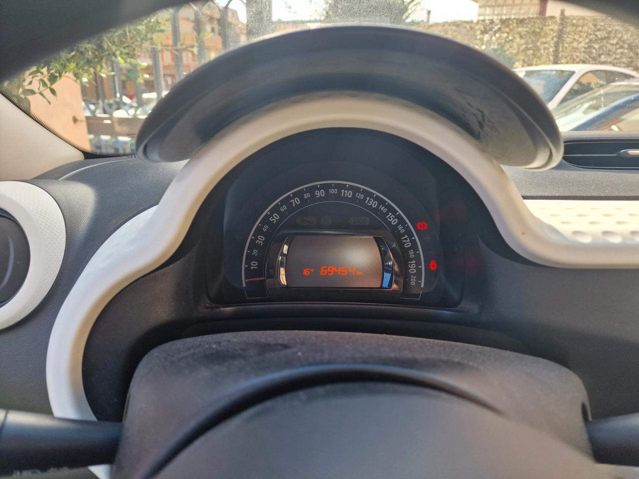 Renault Twingo SCe 65 CV Intens full