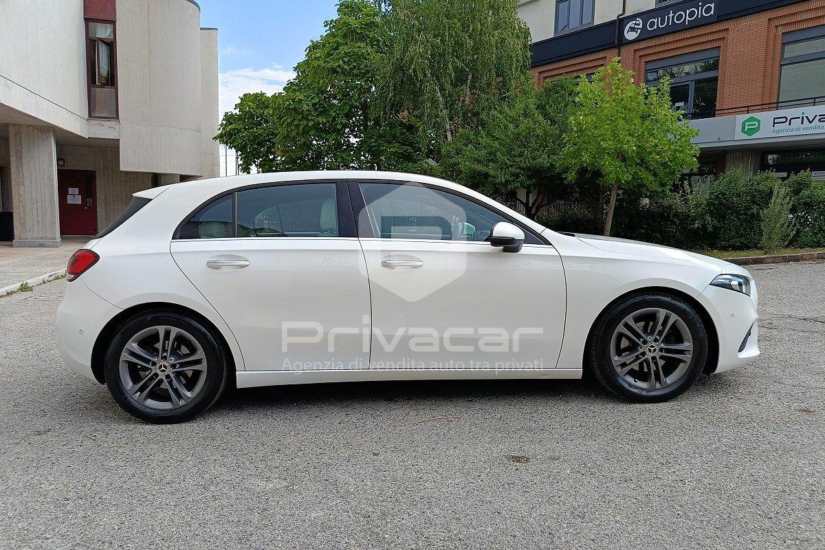 MERCEDES A 180 d Automatic Business Extra