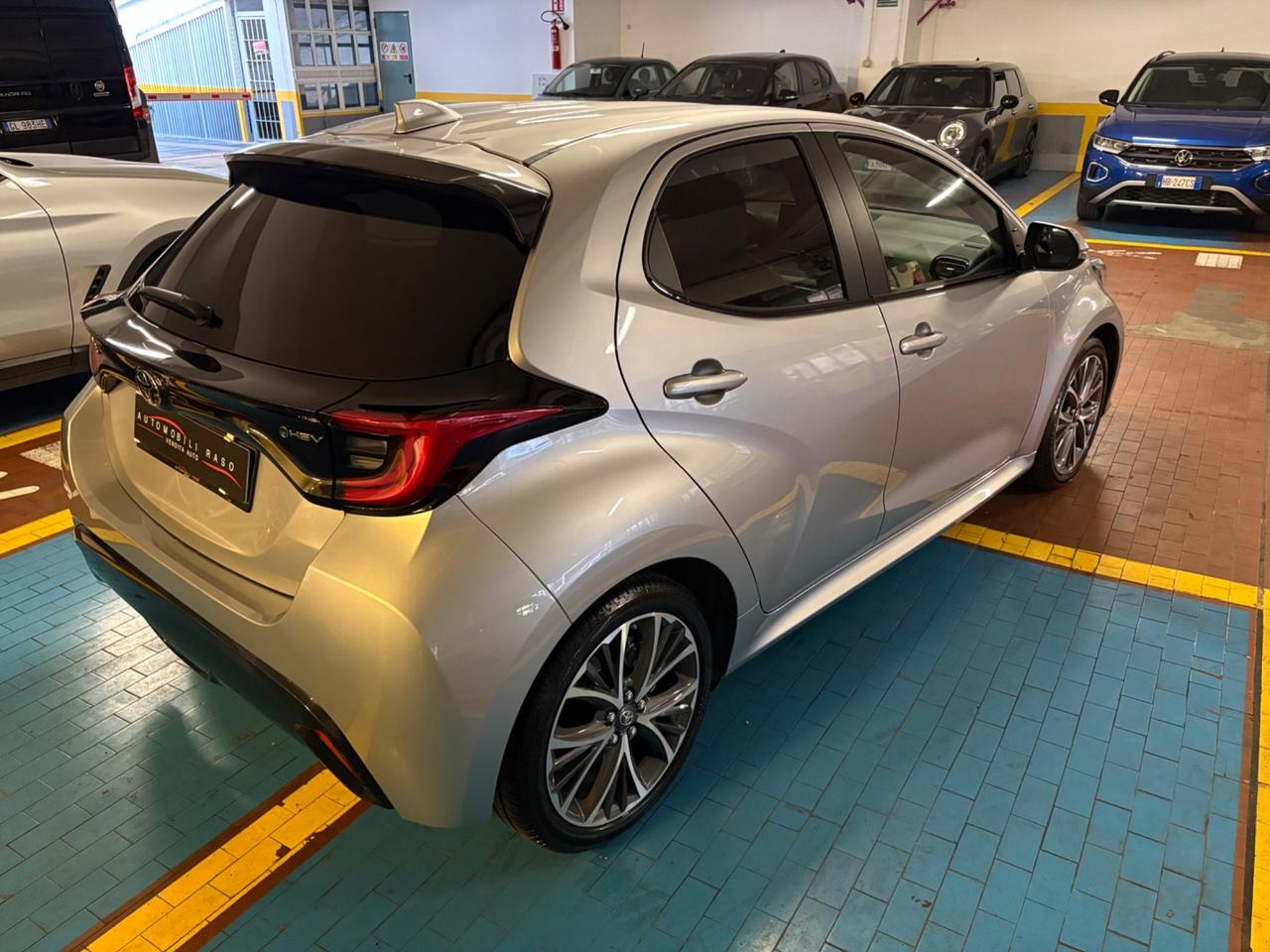 Toyota Yaris 1.5 130 Hybrid 5 porte Lounge