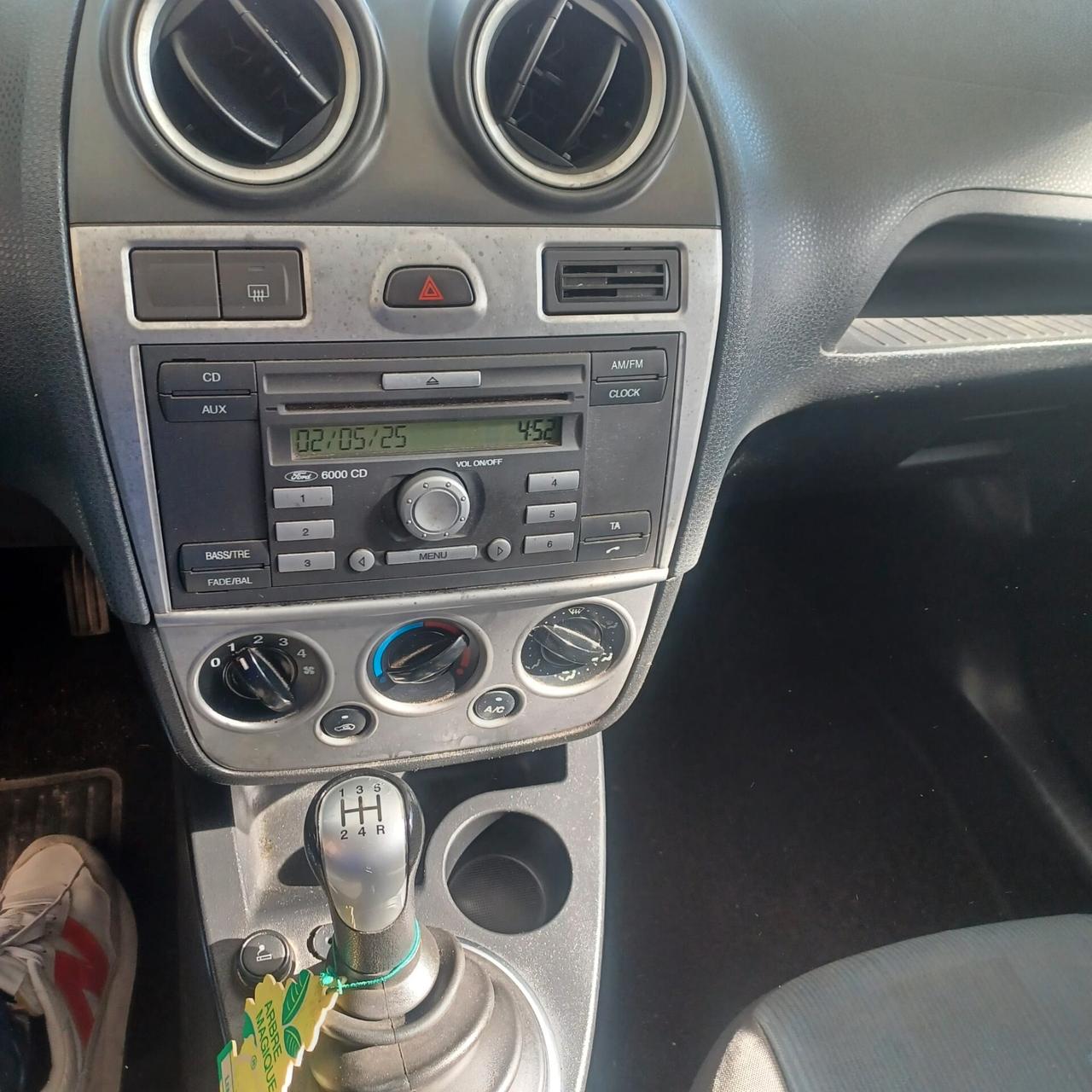 138488 KM NEOPATENATI FIESTA 1.4 TDI OTTIME CONDIZIONI