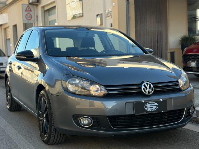 VOLKSWAGEN Golf 1.6TDI DSG Highline