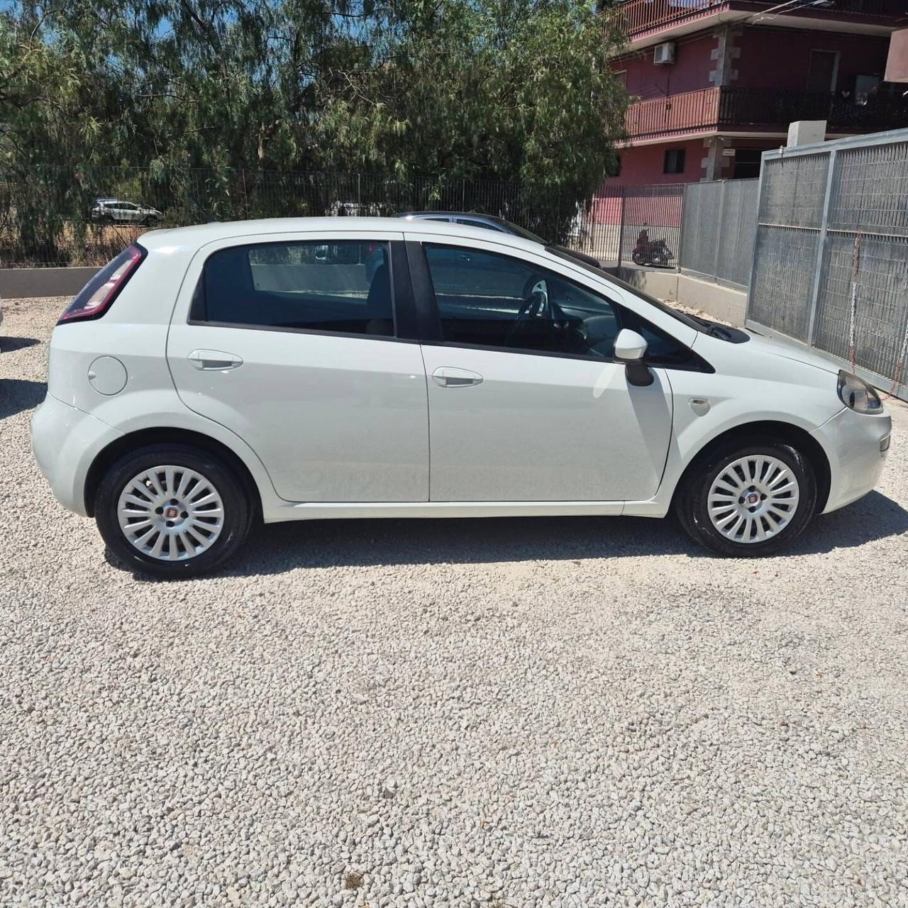 Fiat Punto 1.3 MJT II 75 CV 5 porte Lounge