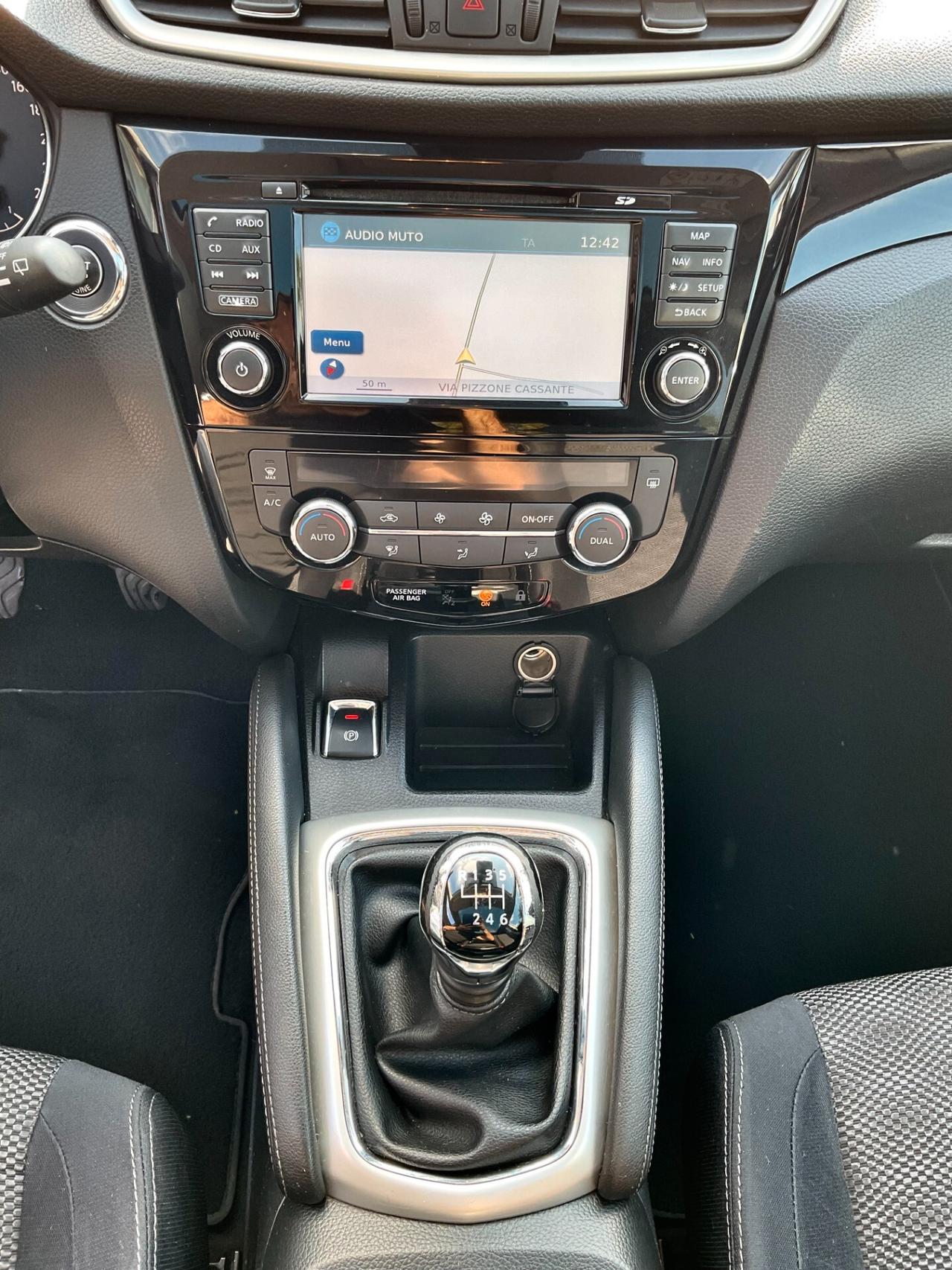 Nissan Qashqai 1.6 dCi 2WD 360