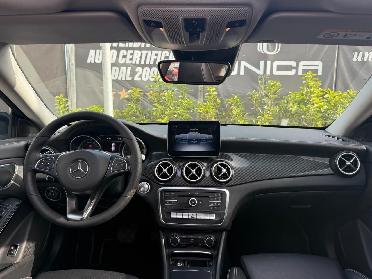 Mercedes-benz CLA 200 D 2.2 136CV AMG Premium Auto TETTO ITALIANA UNICO PROPRIETARIO
