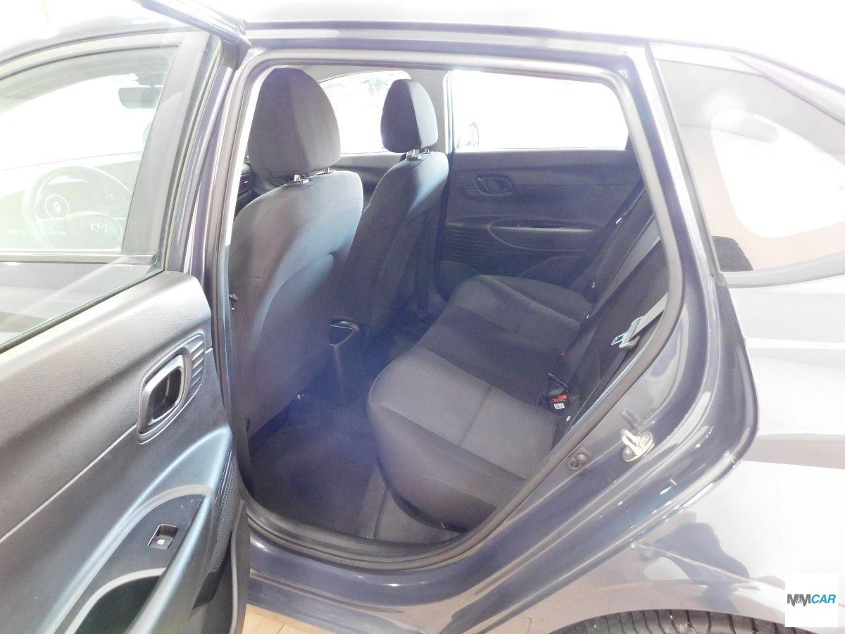 HYUNDAI - i20 - 1.2 MPI MT ConnectLine