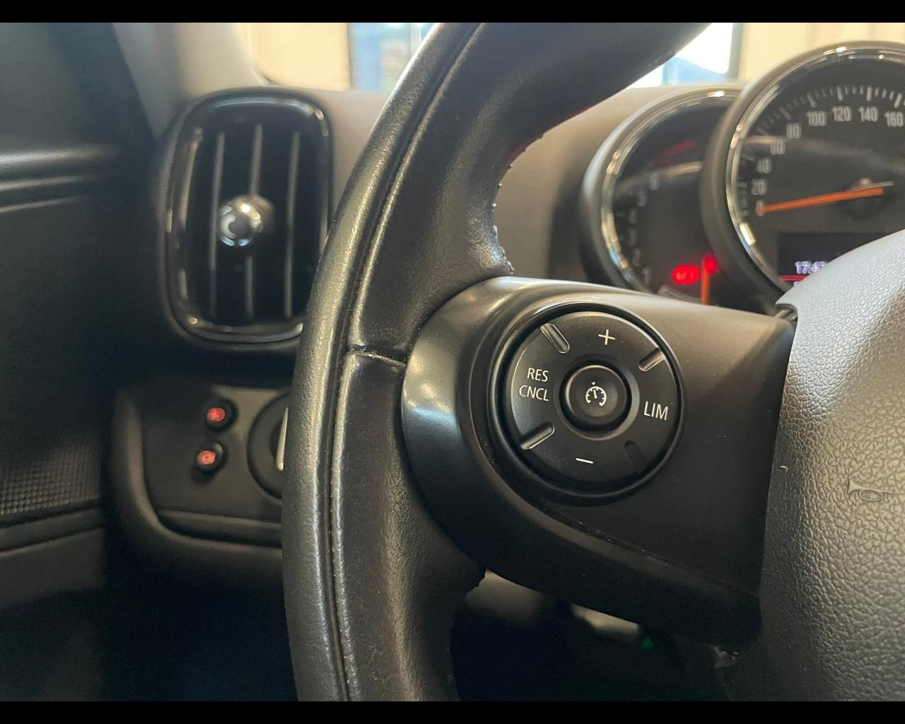 MINI Mini Countrym.(F60) - Mini 1.5 One Boost Countryman