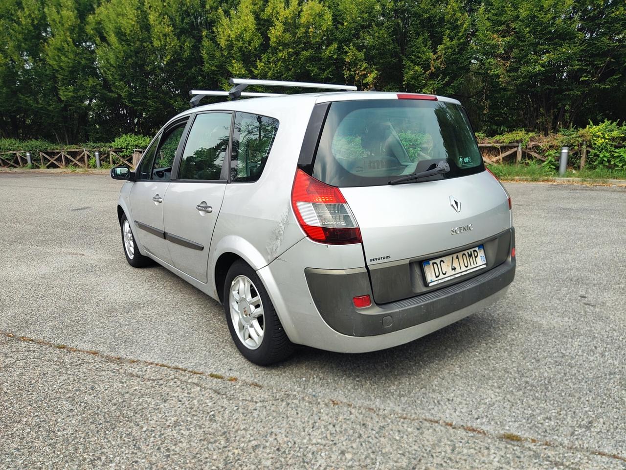 Renault Grand Scénic 1.9 dCi 7 posti