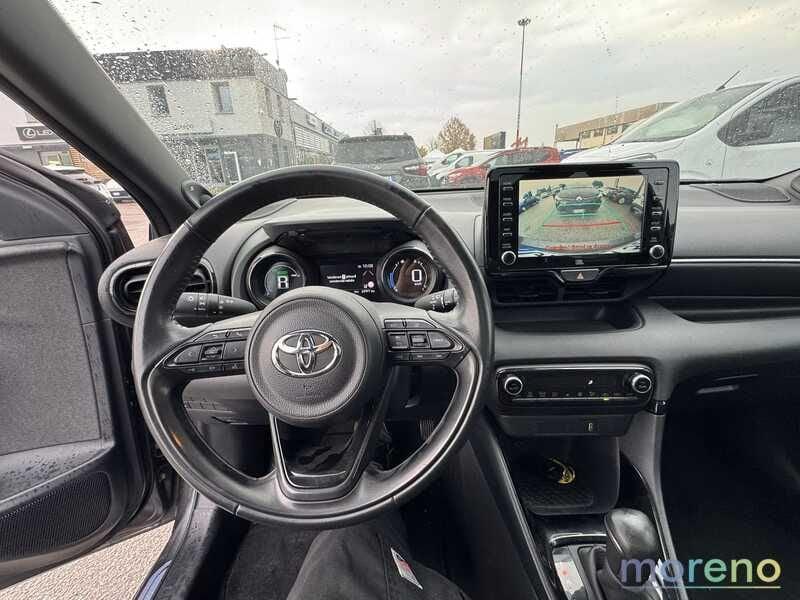 Toyota Yaris 1.5h Lounge