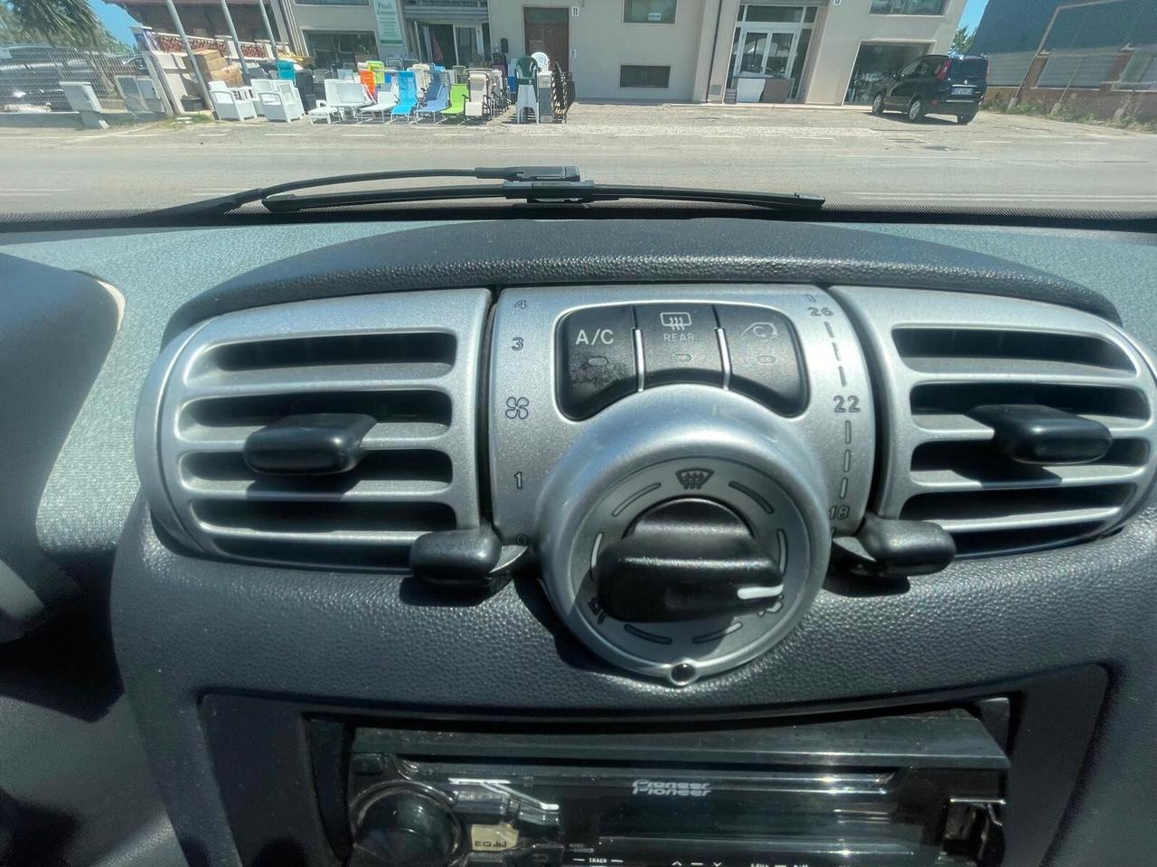 Smart ForTwo 1000 52 kW coupé passion