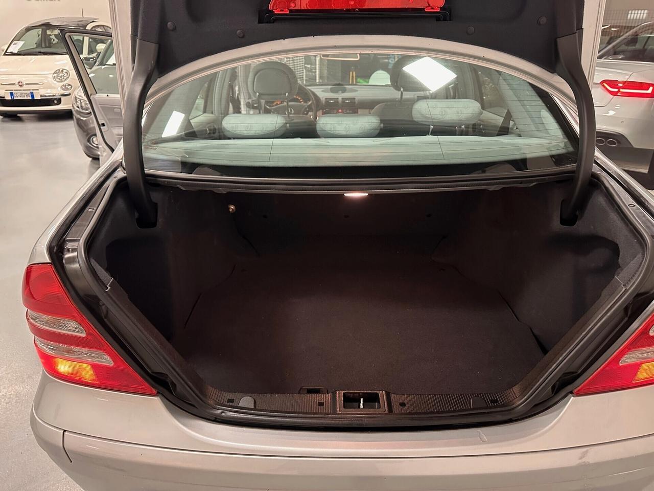 MERCEDES C 180 BENZINA BERLINA (75000 MILA KM )