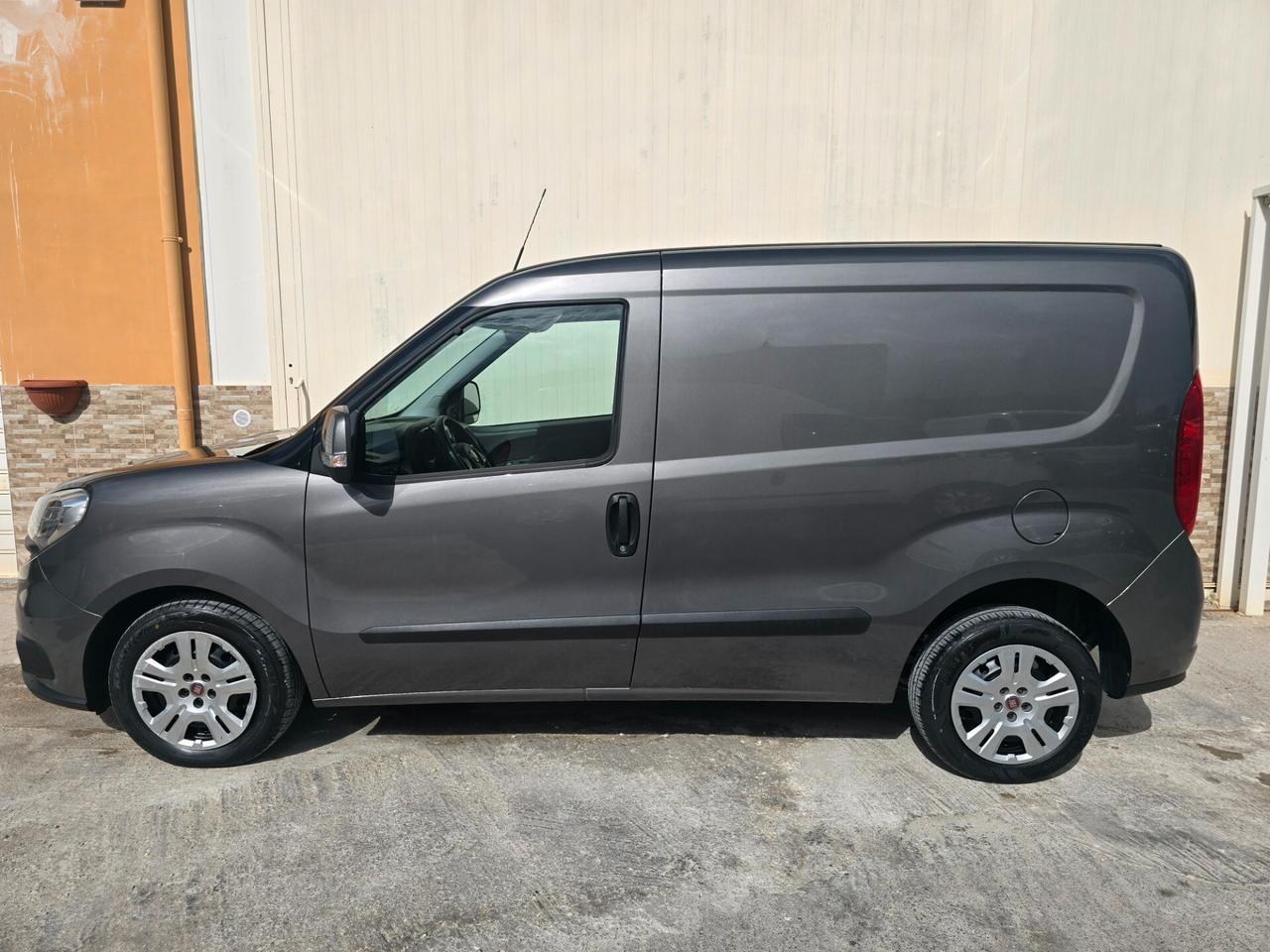 Fiat Doblo 1.6 multijet 105CV 3POSTI