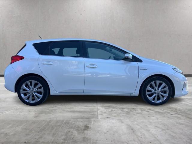 TOYOTA Auris 1.8 Hybrid Lounge
