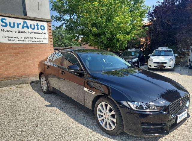 JAGUAR XE 2.0 D Turbo Aut. Pure